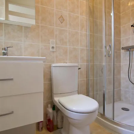 Hébergement de vacances Maison Les Sables-d'olonne, 3 Pièces, 4 Personnes - Fr-1-92-671