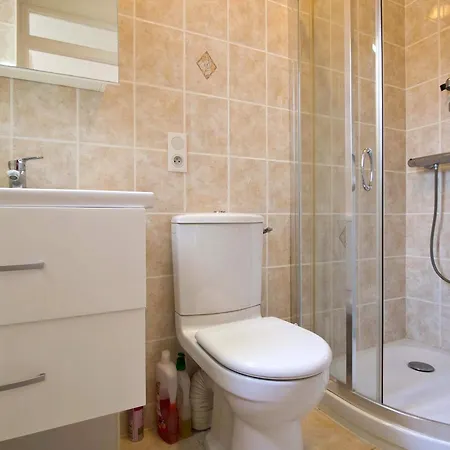 Maison De Pecheur Typique A 400m Du Quai, Proche Plage, Animaux Bienvenus, Wifi En Option - Fr-1-92-671 *