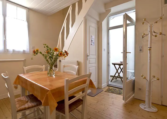 Prázdninový dům Maison De Pecheur Typique A 400m Du Quai, Proche Plage, Animaux Bienvenus, Wifi En Option - Fr-1-92-671